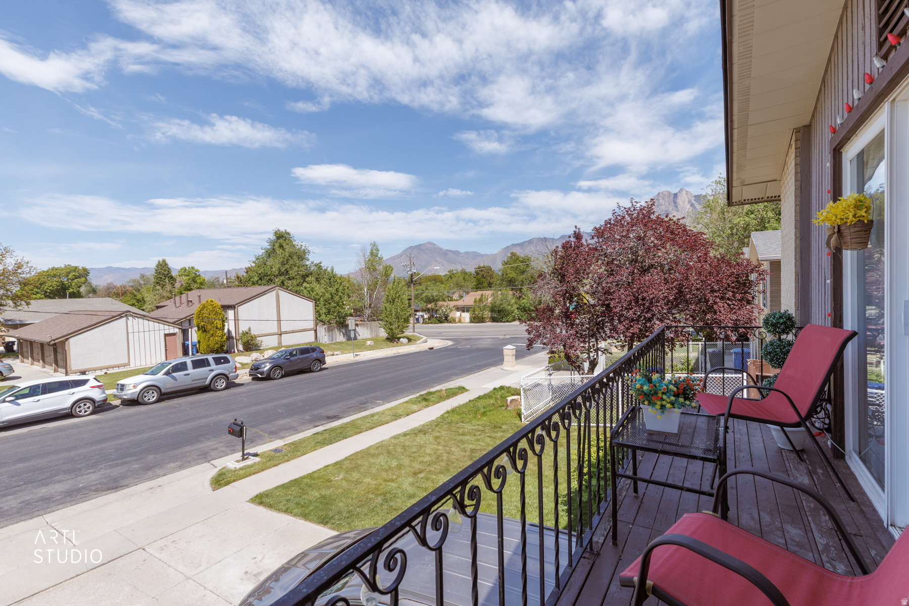 main property photo 11