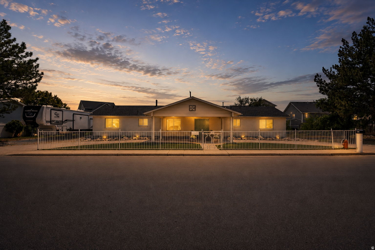 main property photo 23