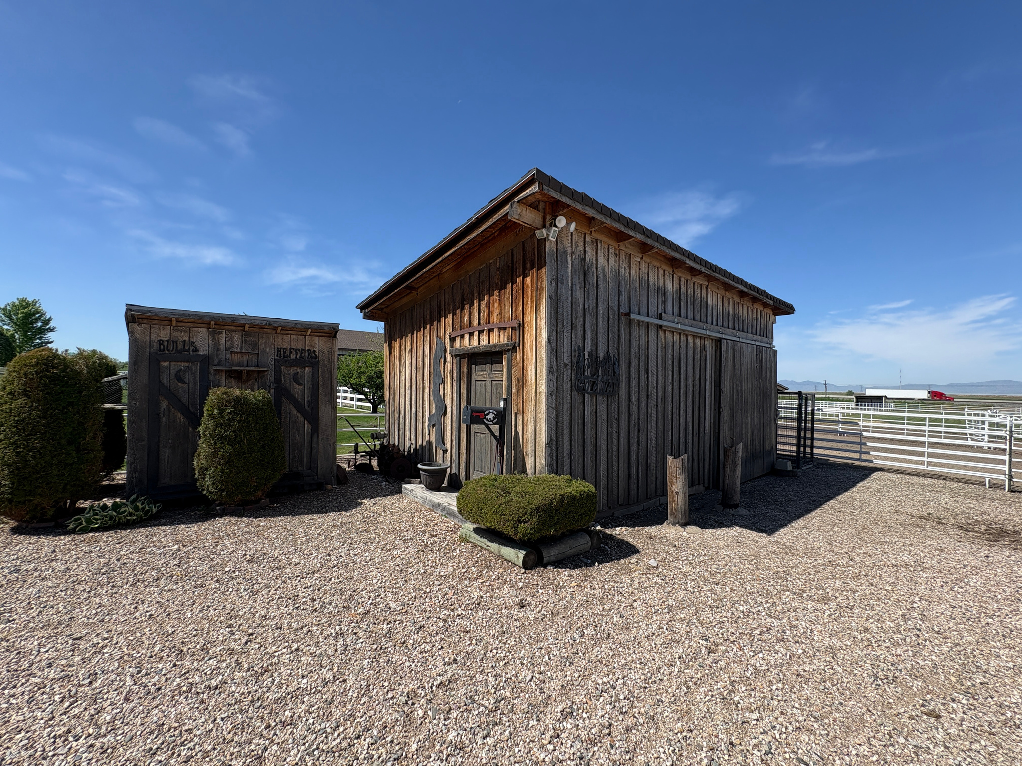 main property photo 51