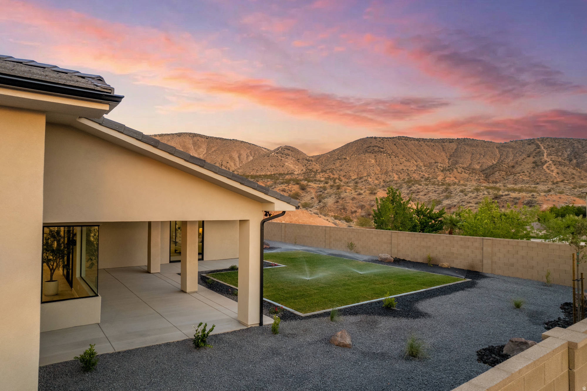 main property photo 39