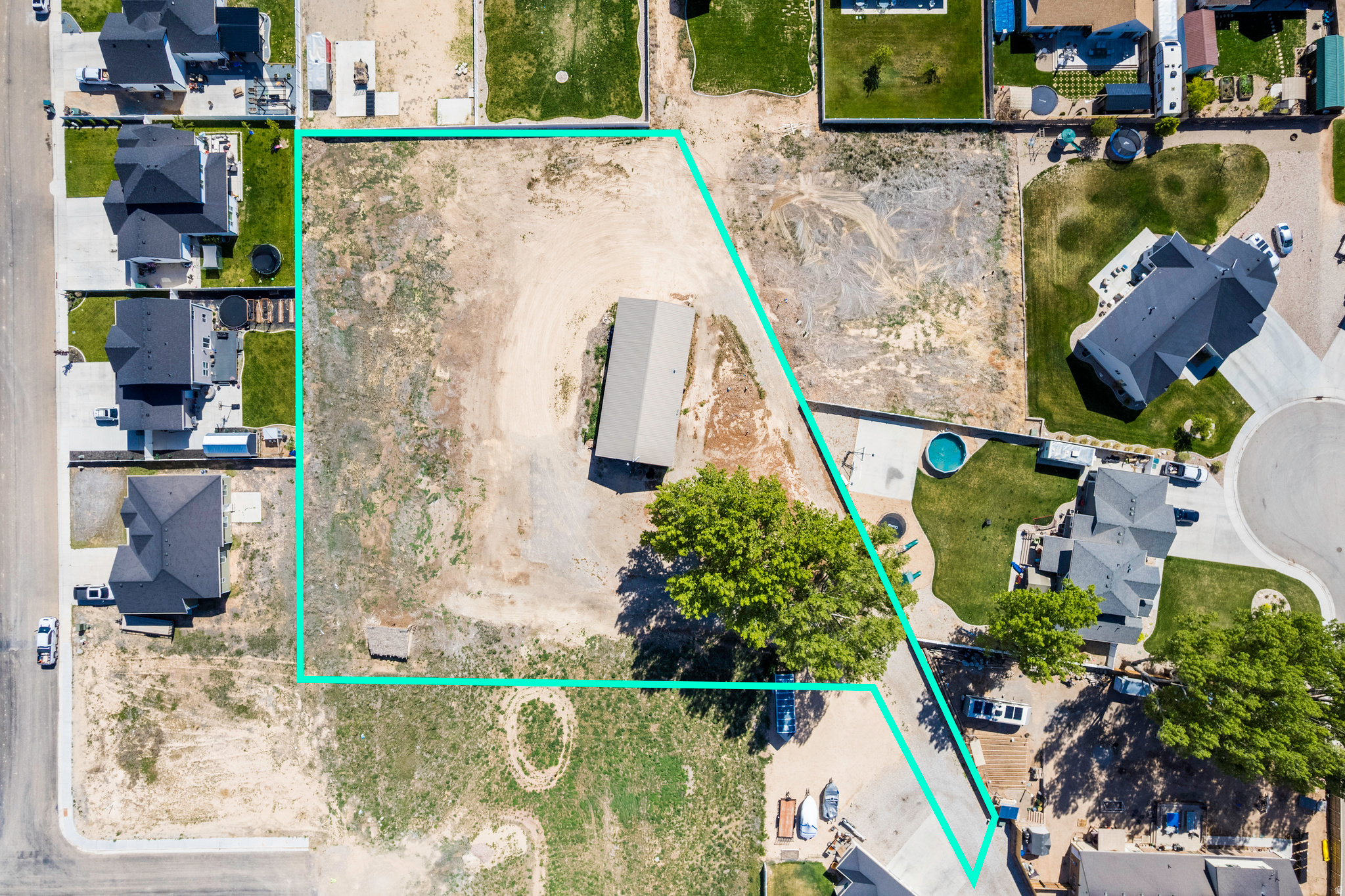 main property photo 6