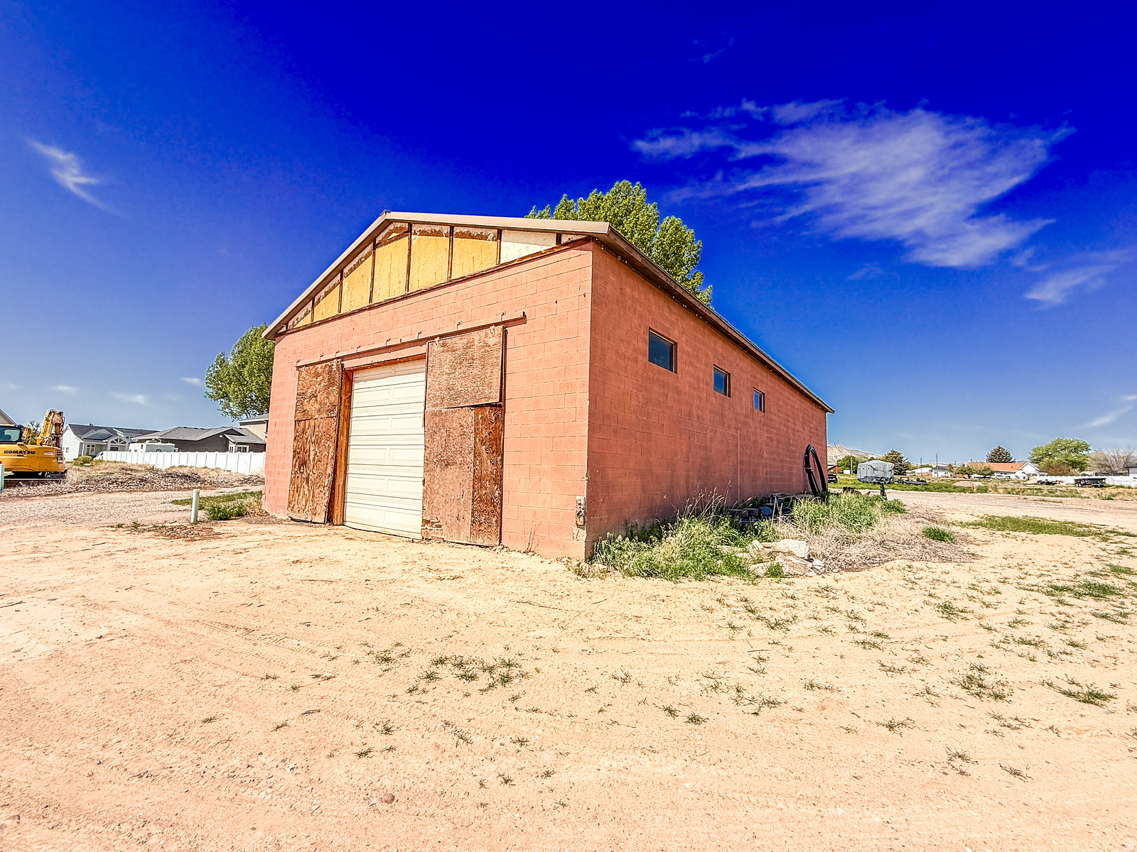 main property photo 13
