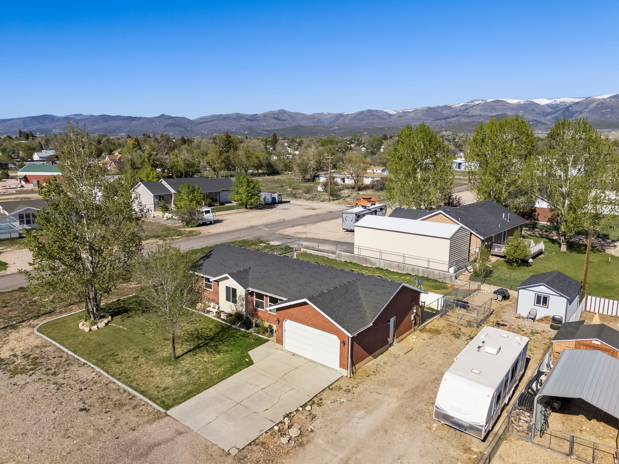 main property photo 5