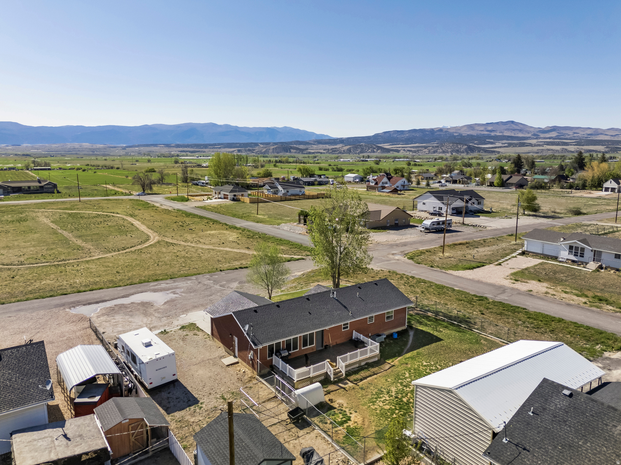main property photo 6