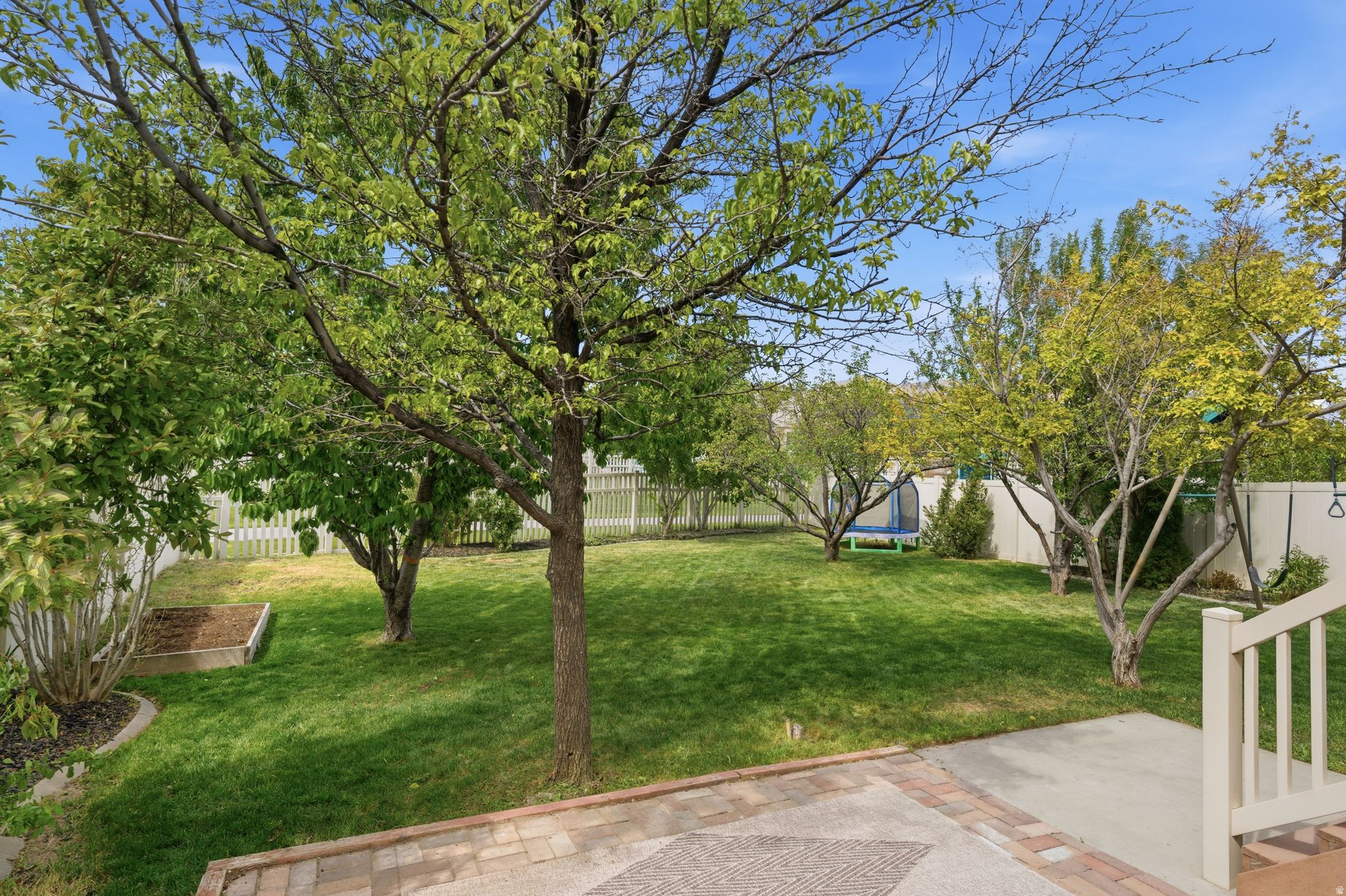 main property photo 45