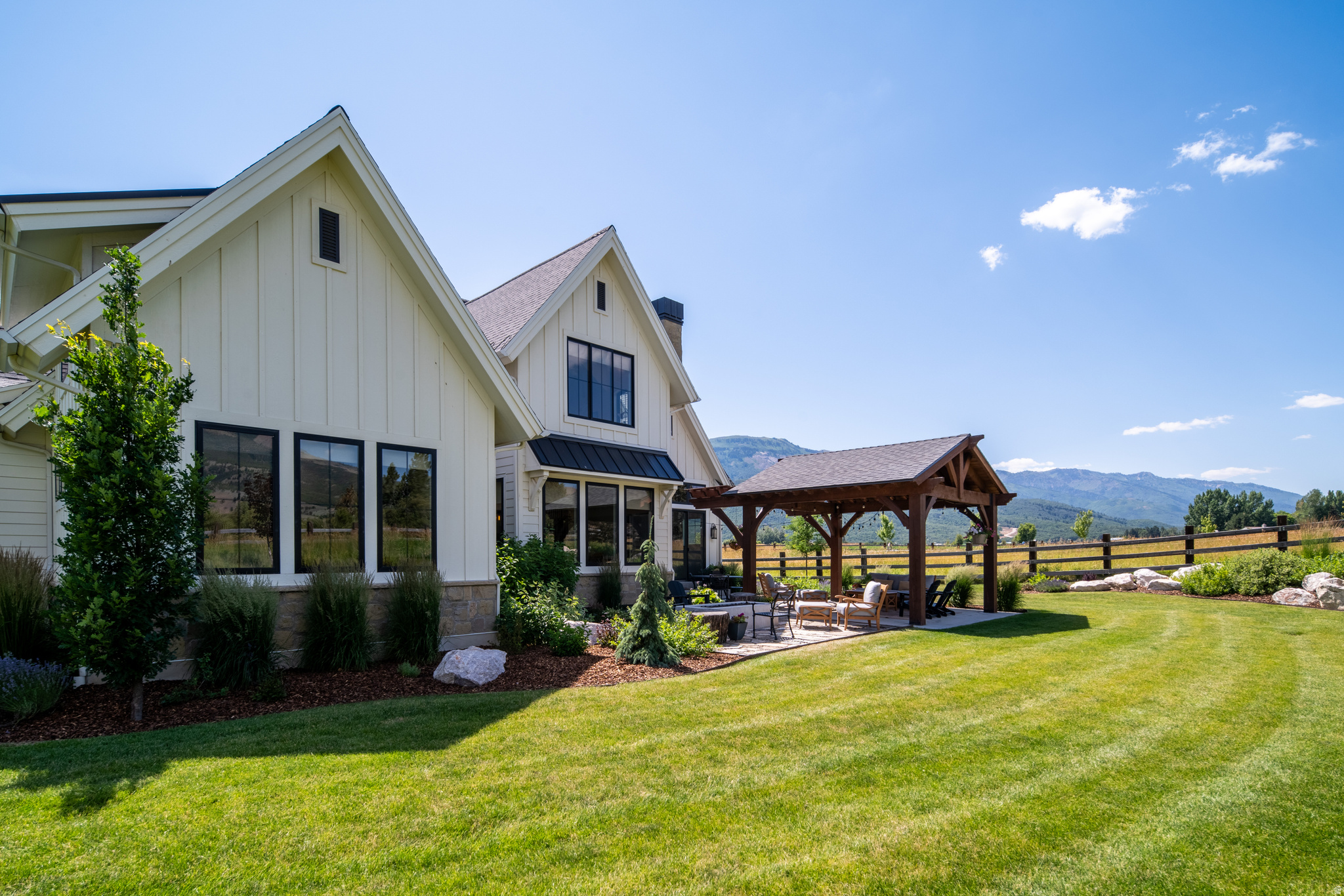 main property photo 66