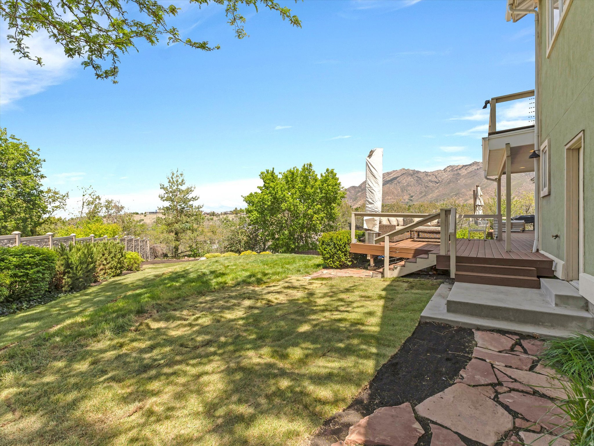 main property photo 45