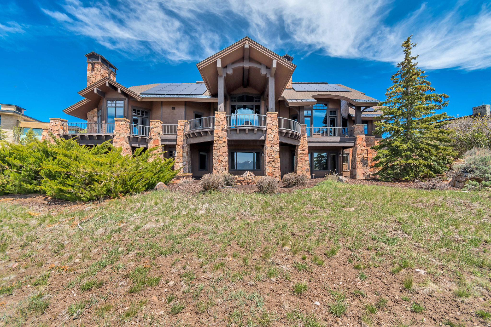 main property photo 59