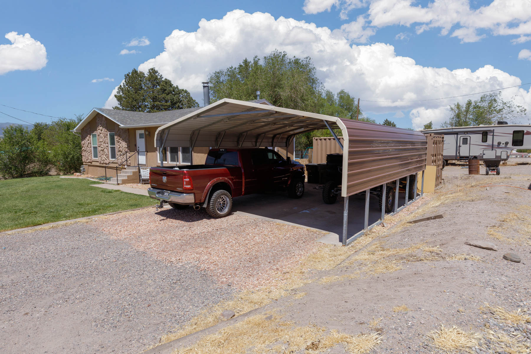 main property photo 30