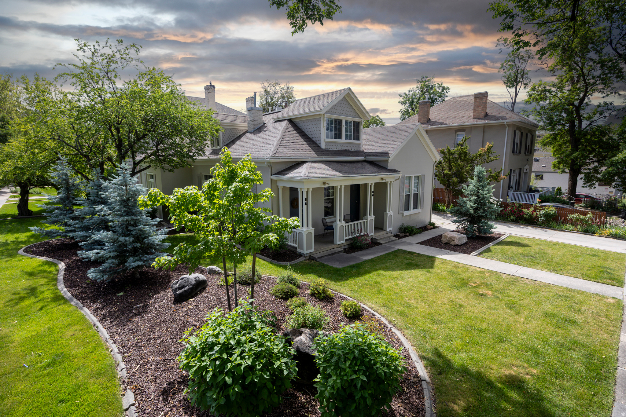 main property photo 4