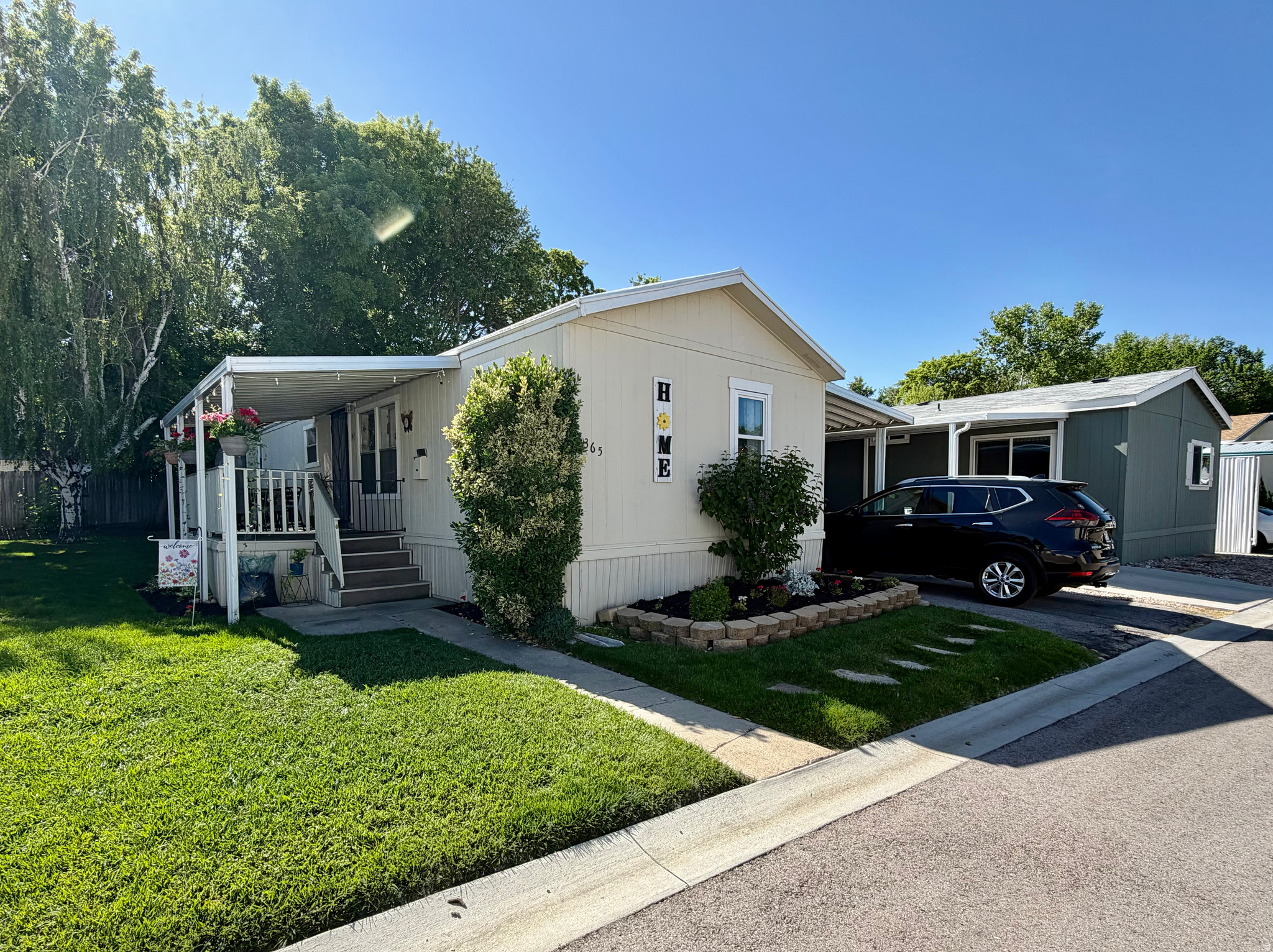 main property photo 23