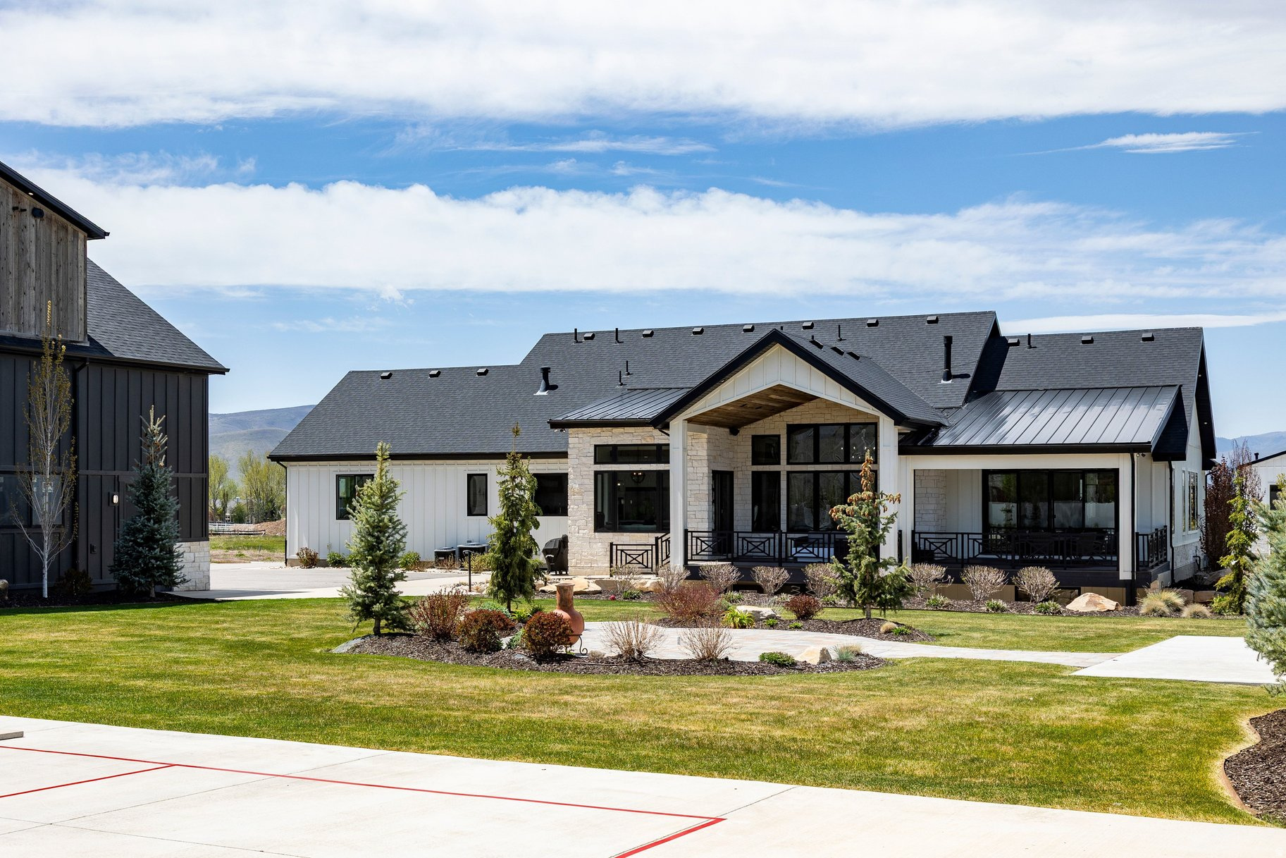 main property photo 70