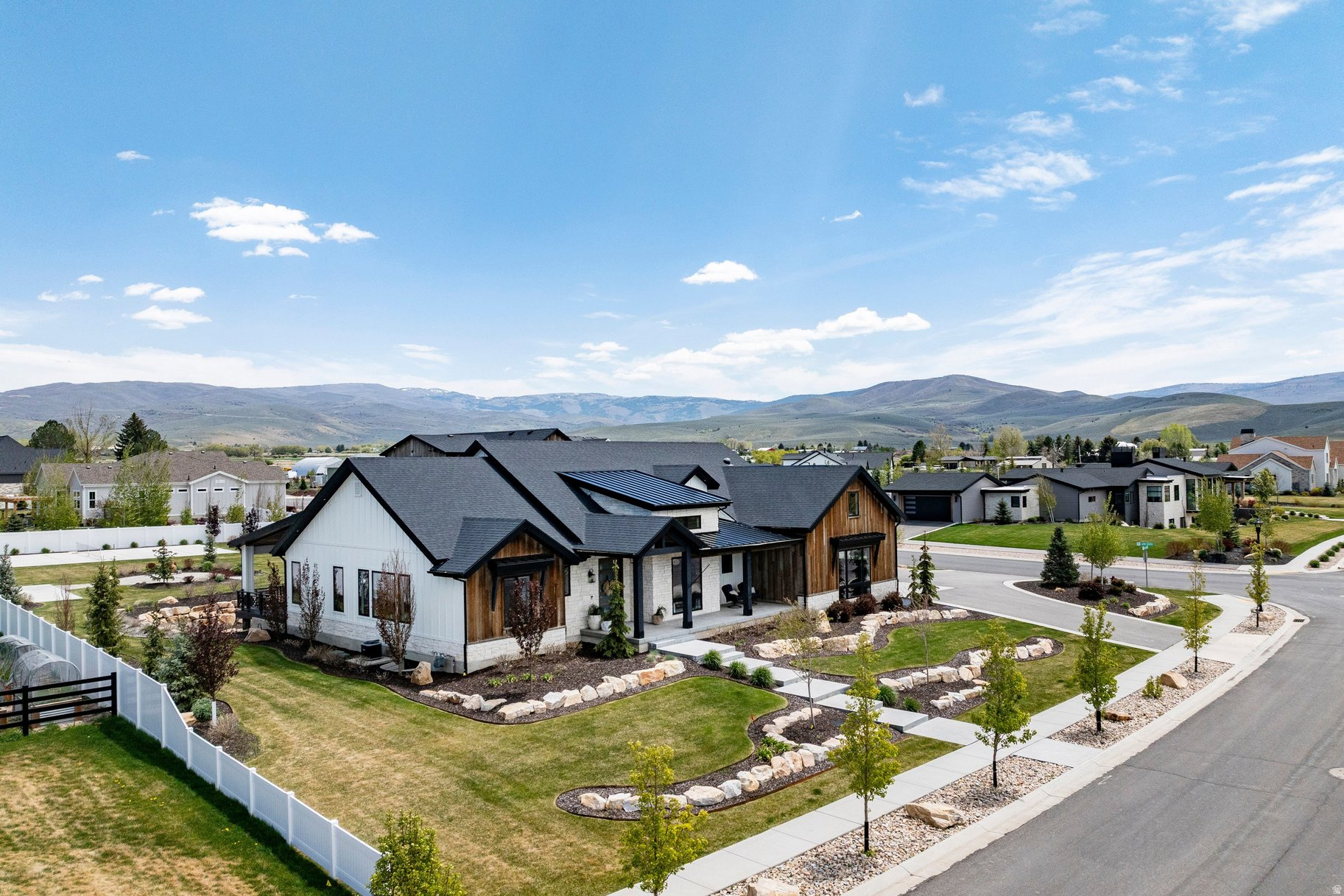 main property photo 83