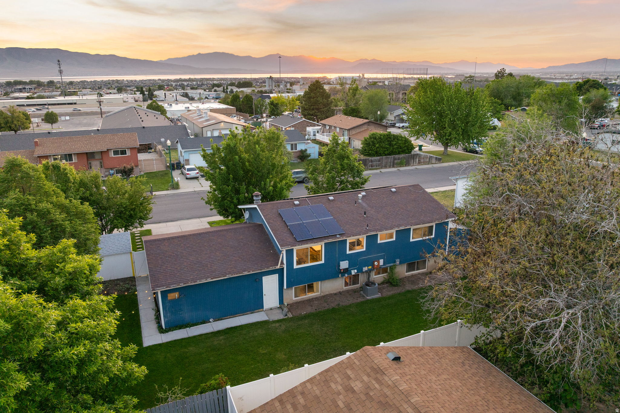 main property photo 44