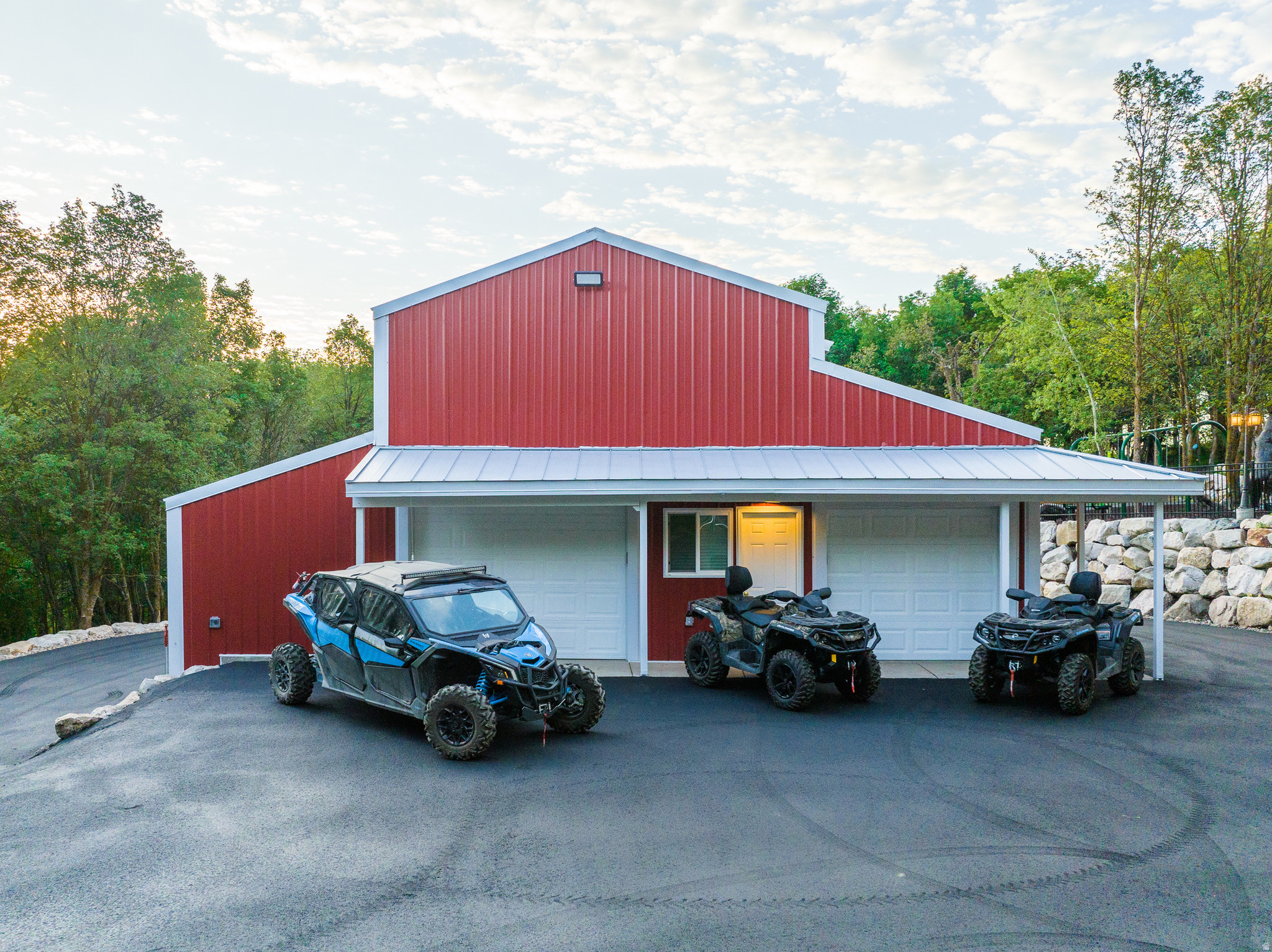 main property photo 100