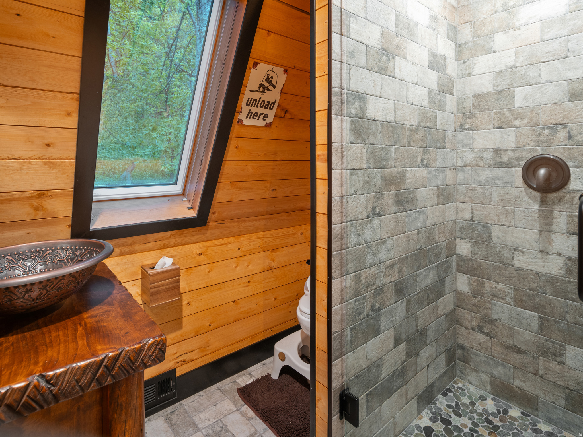 main property photo 137
