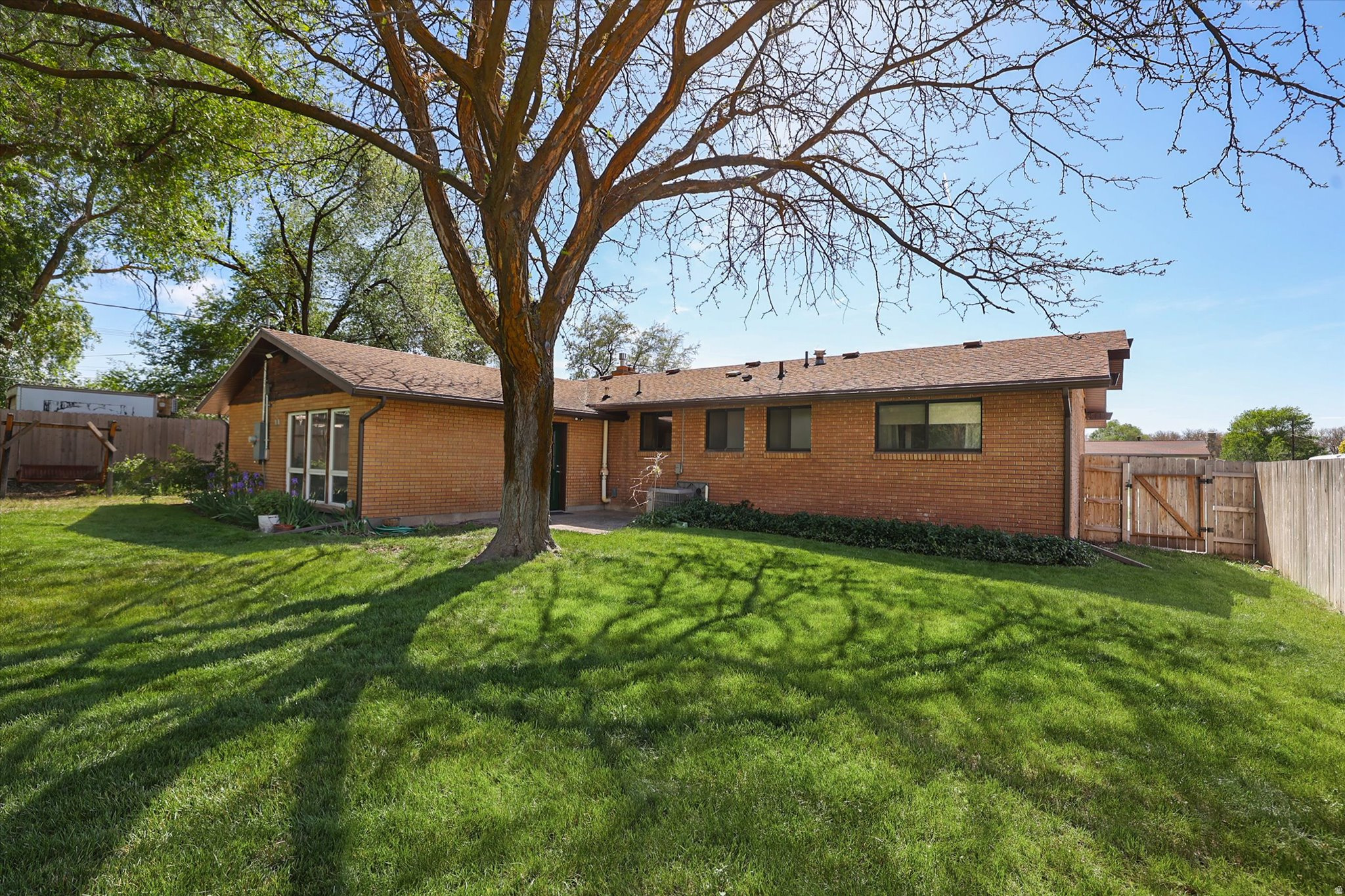 main property photo 58