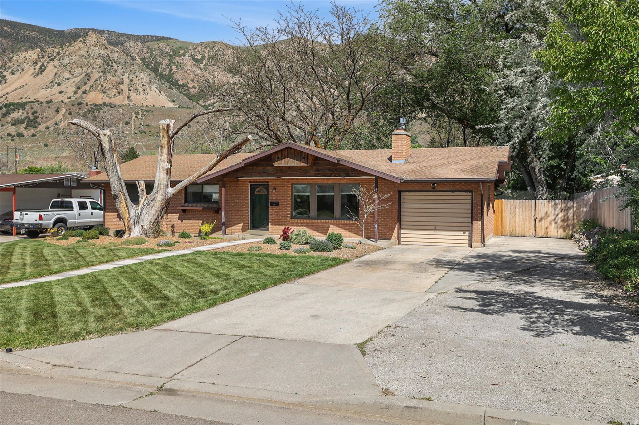 main property photo 61