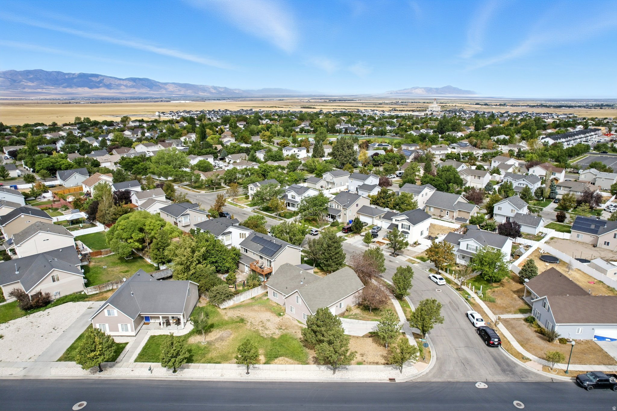 main property photo 24