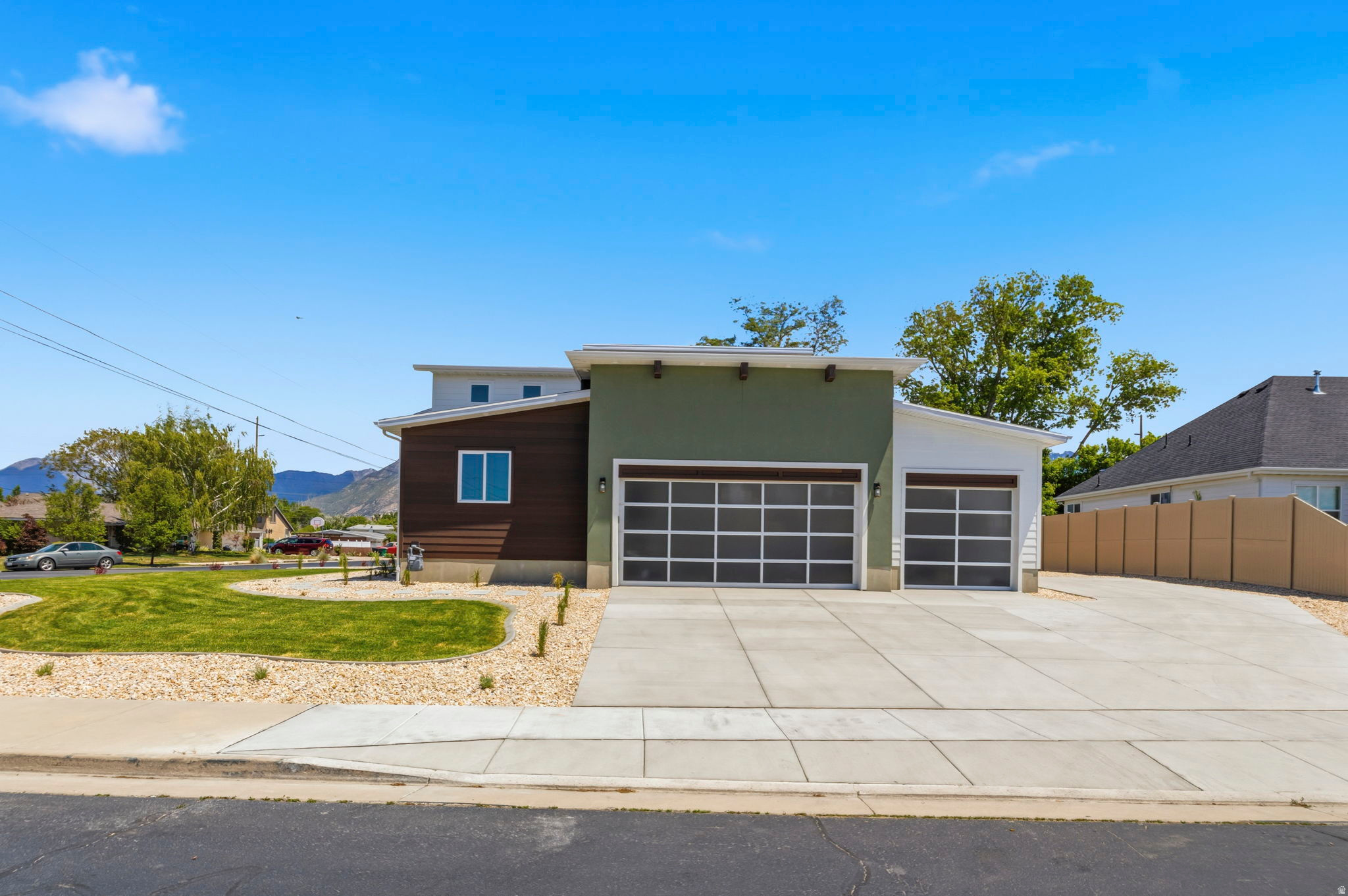 main property photo 57