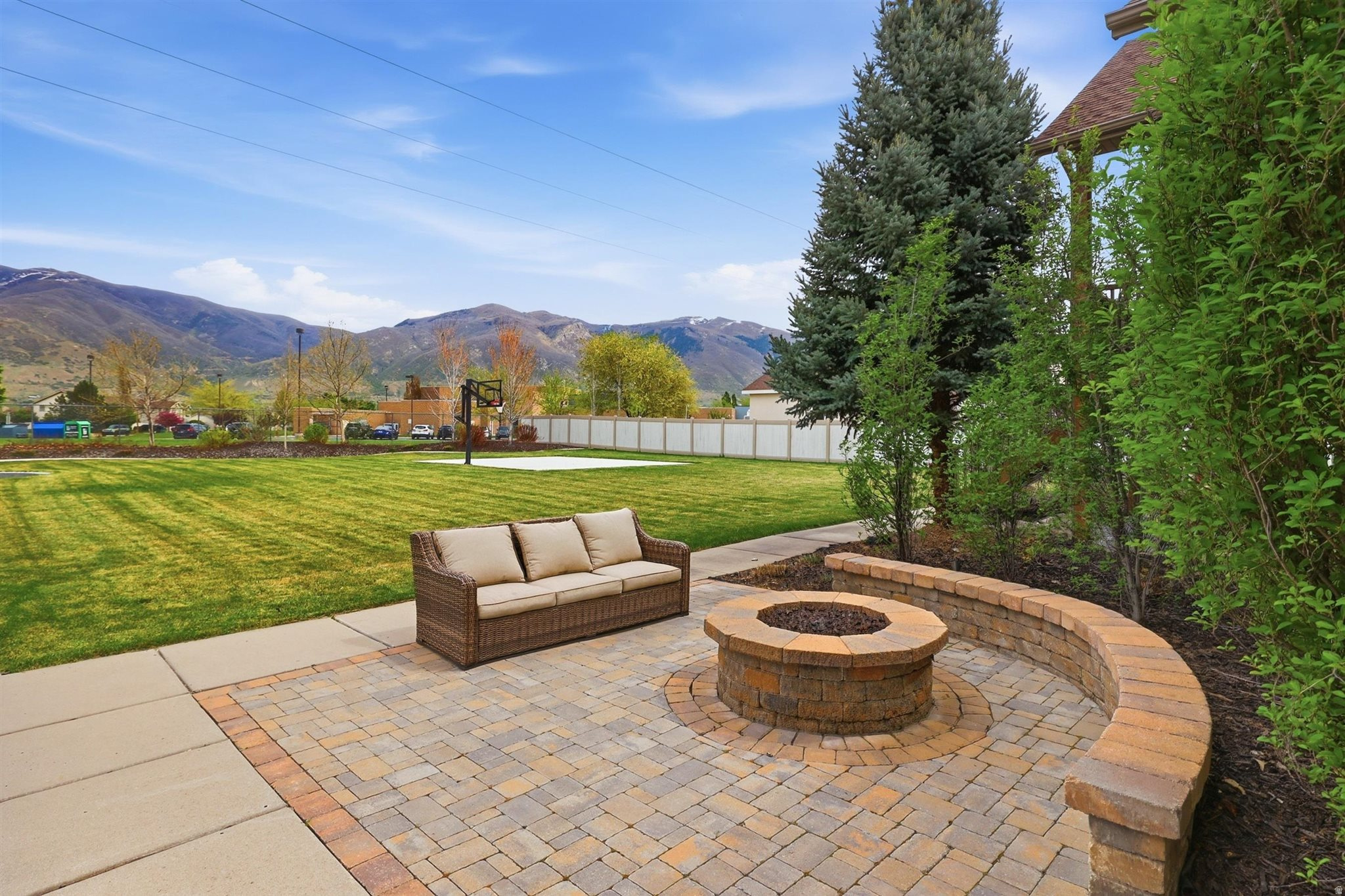 main property photo 49