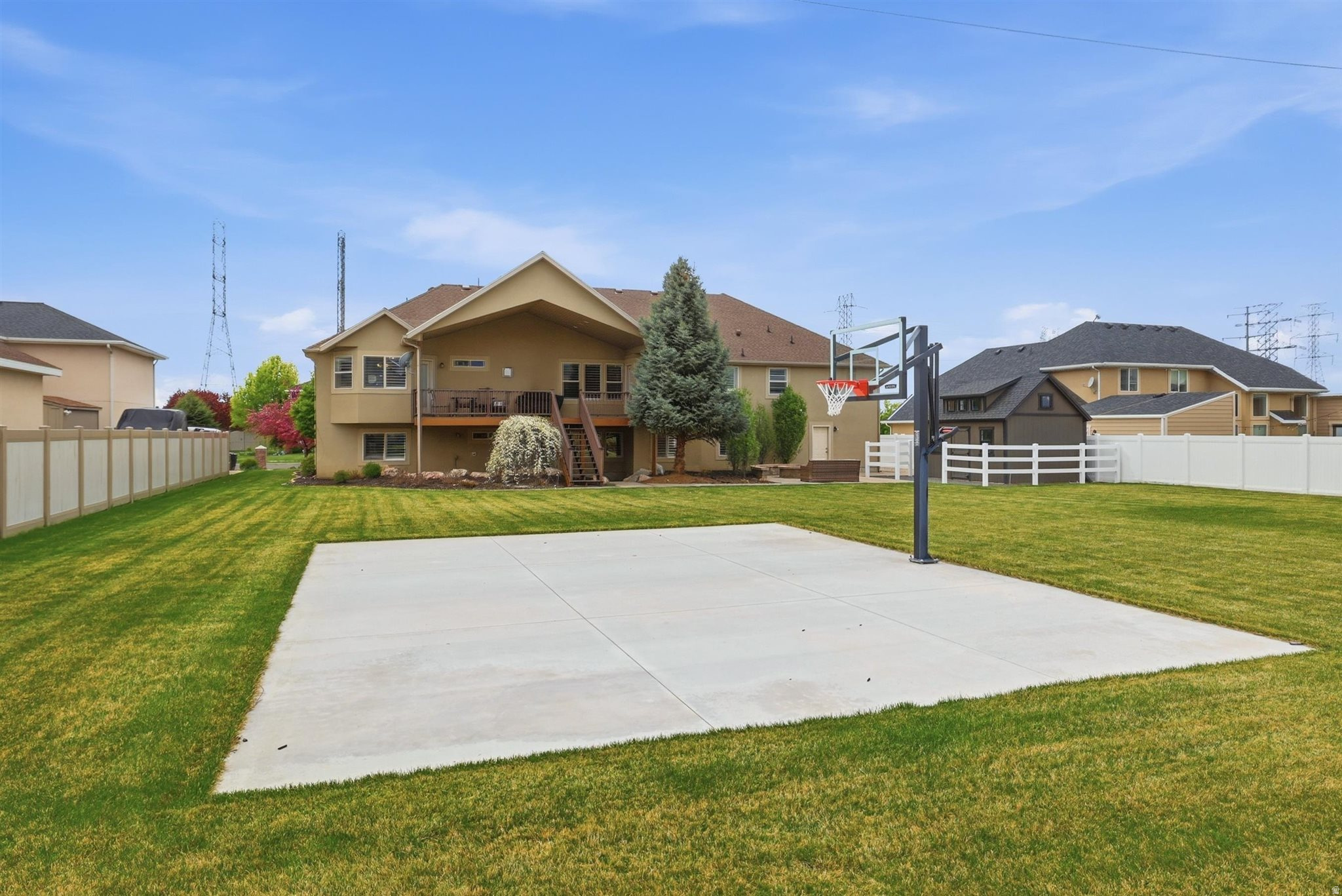 main property photo 50