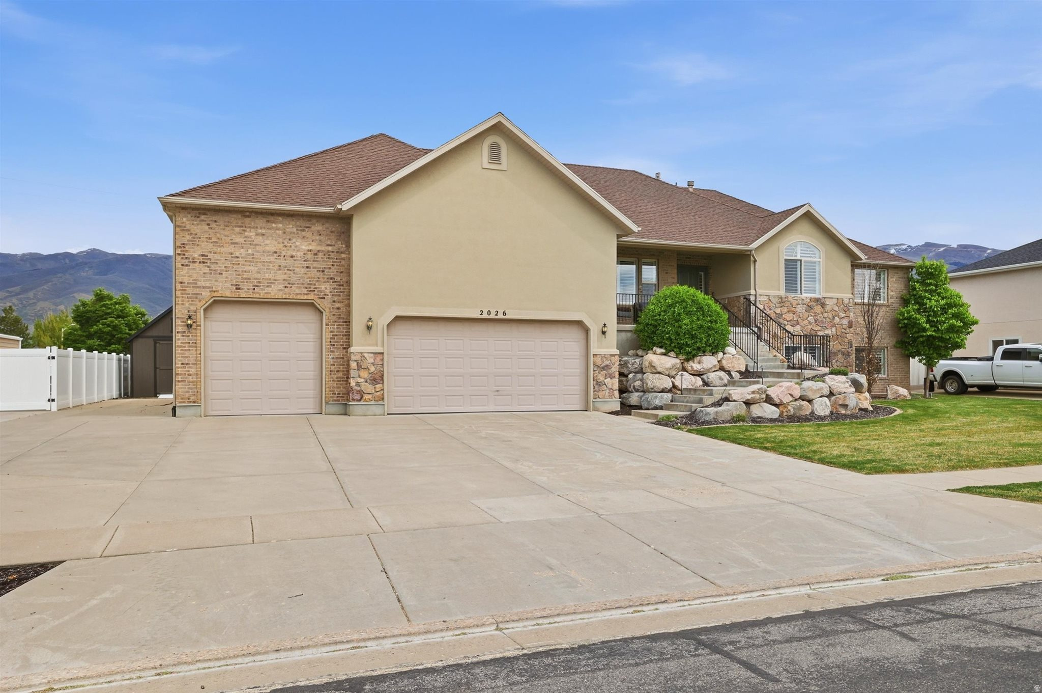 main property photo 58
