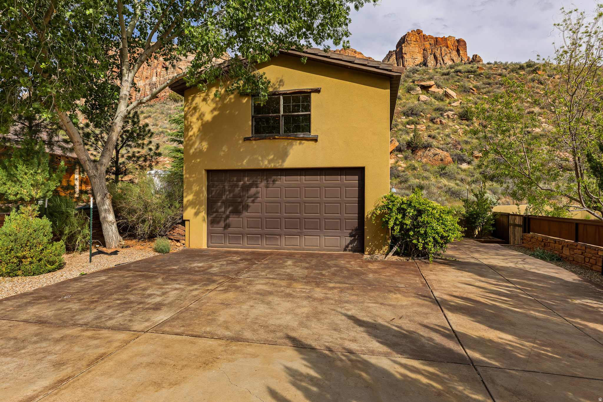 main property photo 39
