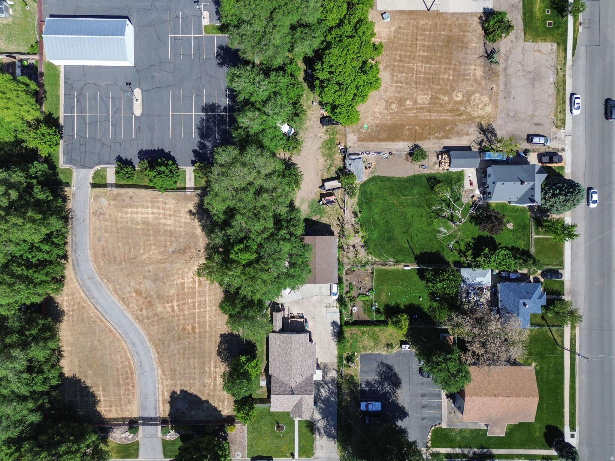 main property photo 7