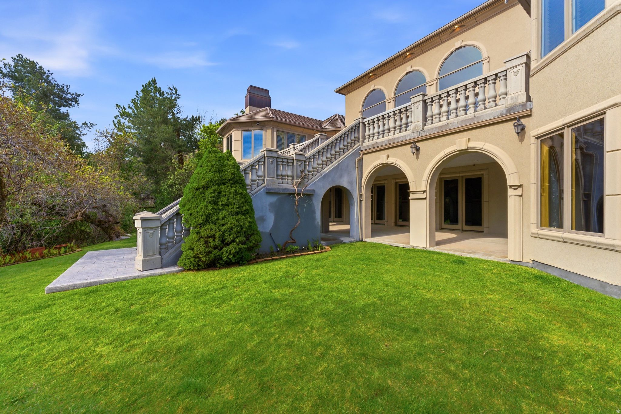 main property photo 44