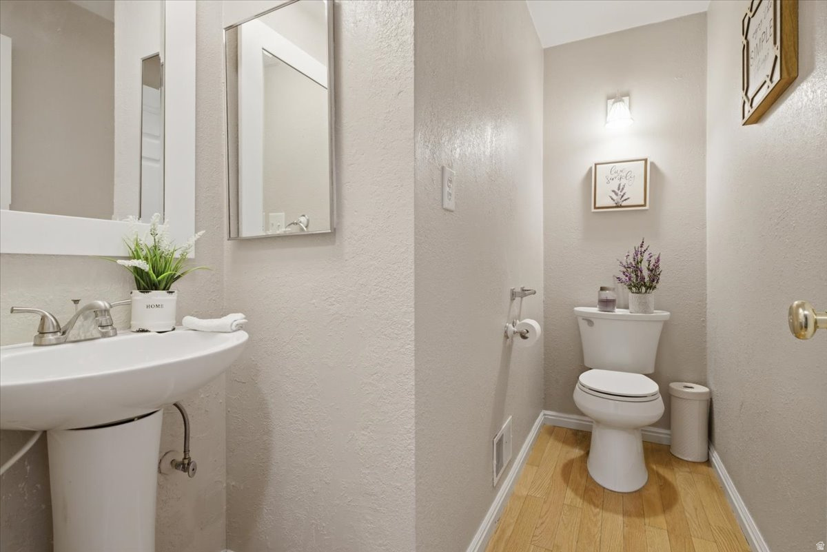 main property photo 19