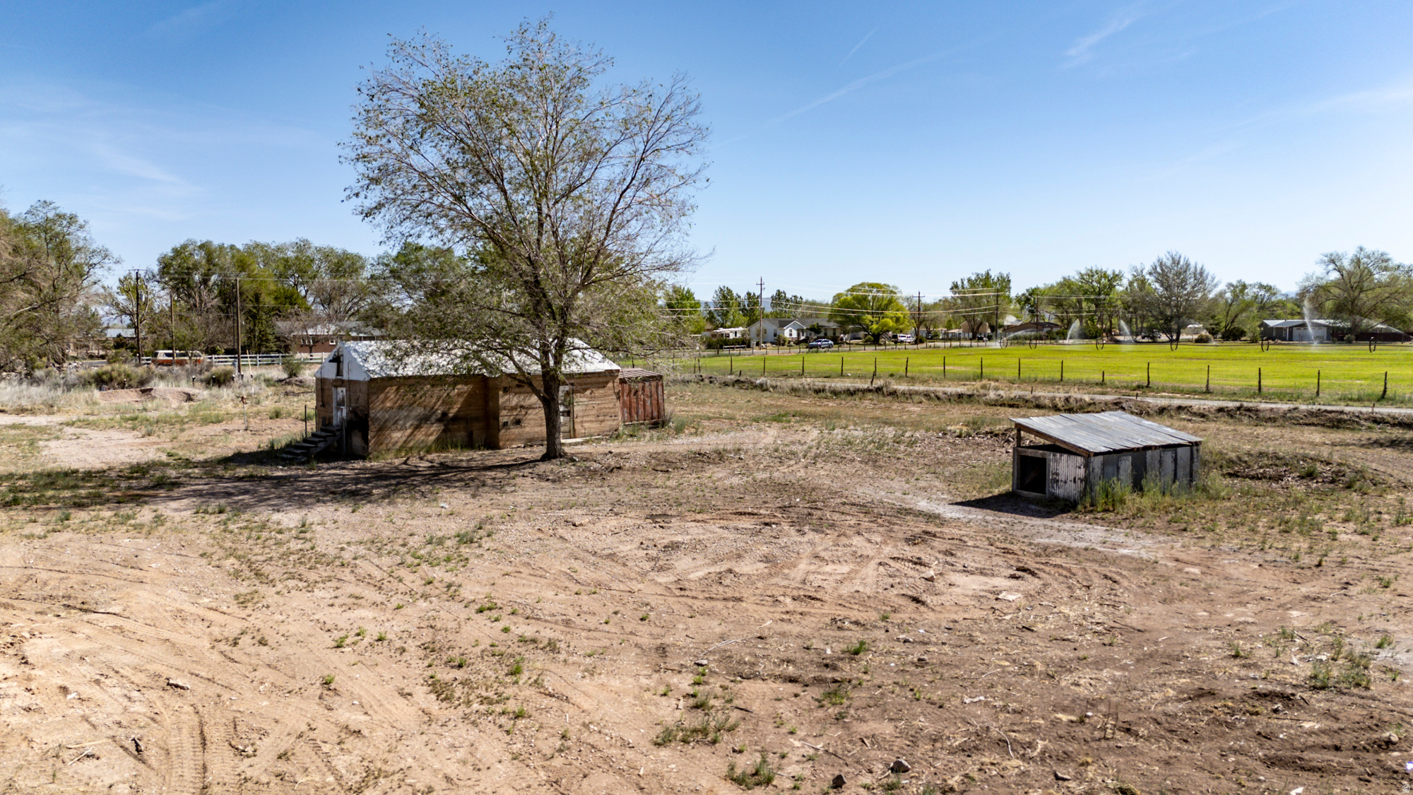 main property photo 9