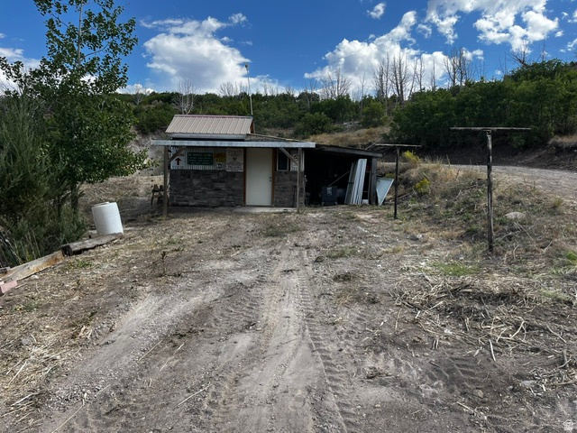 main property photo 11