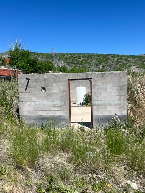 main property photo 8