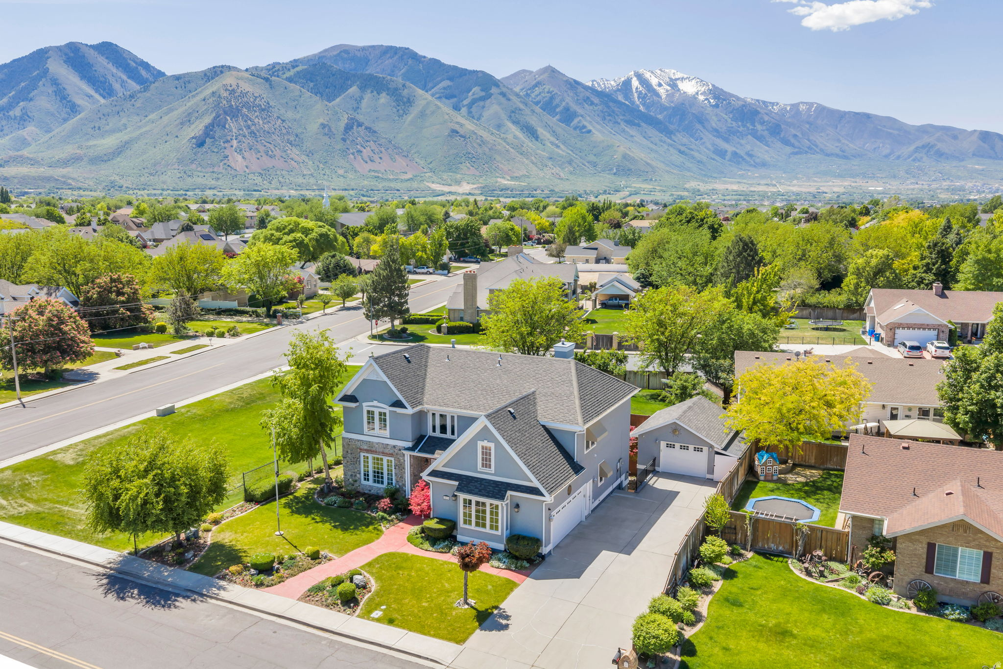 main property photo 64