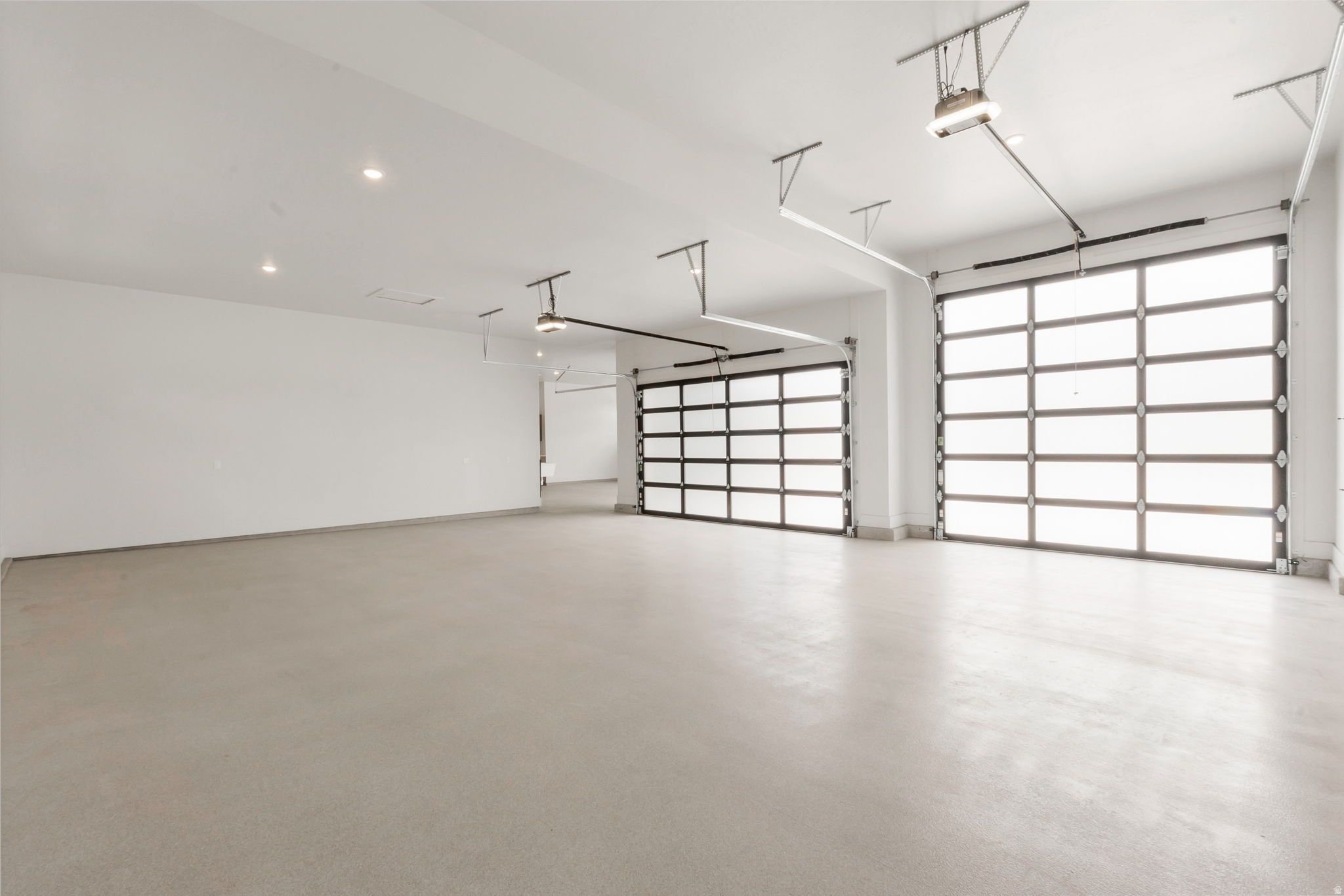main property photo 74