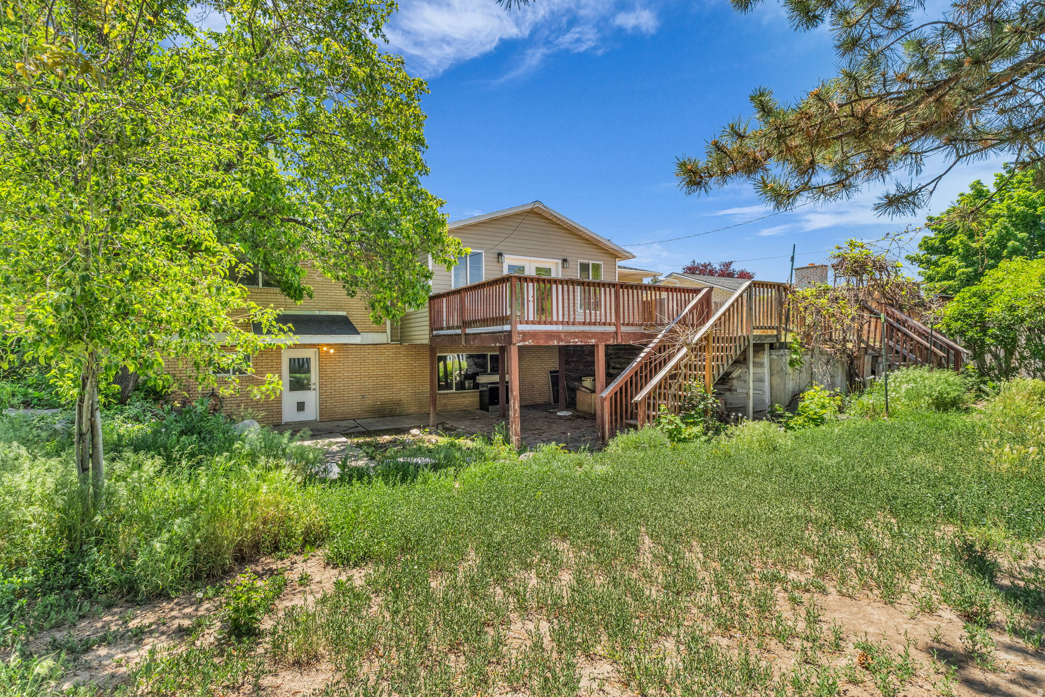 main property photo 36