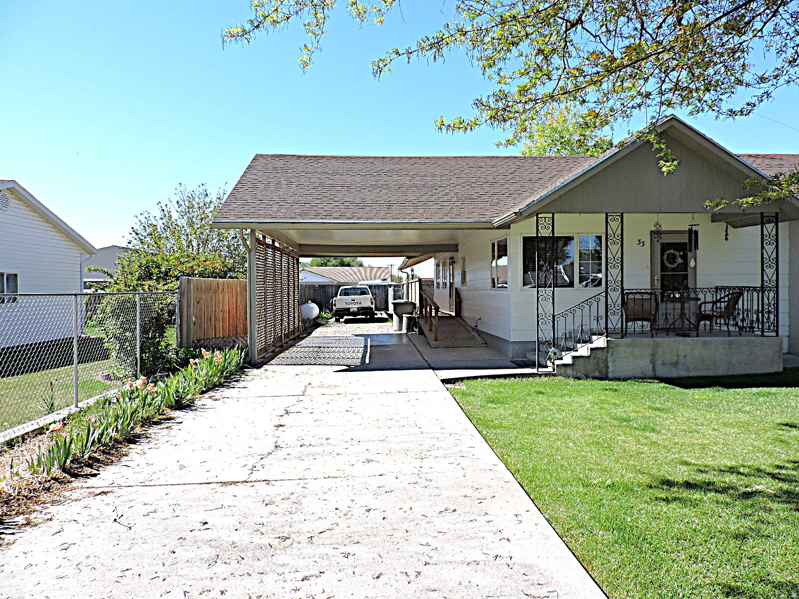 main property photo 34