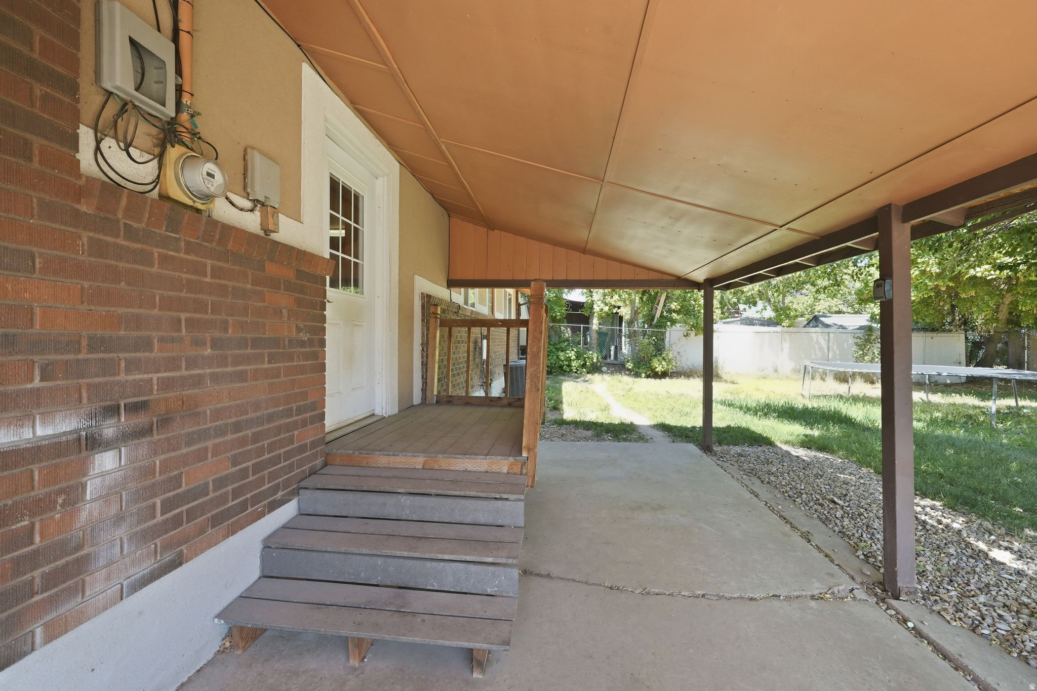 main property photo 20