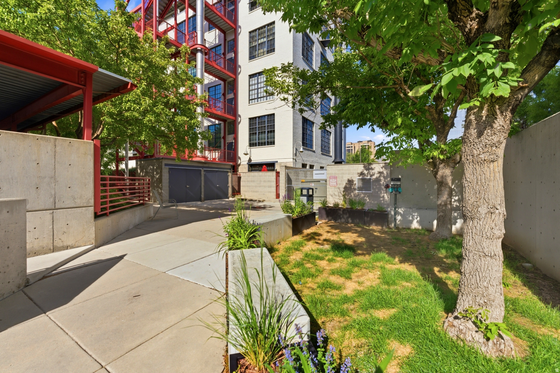 main property photo 62