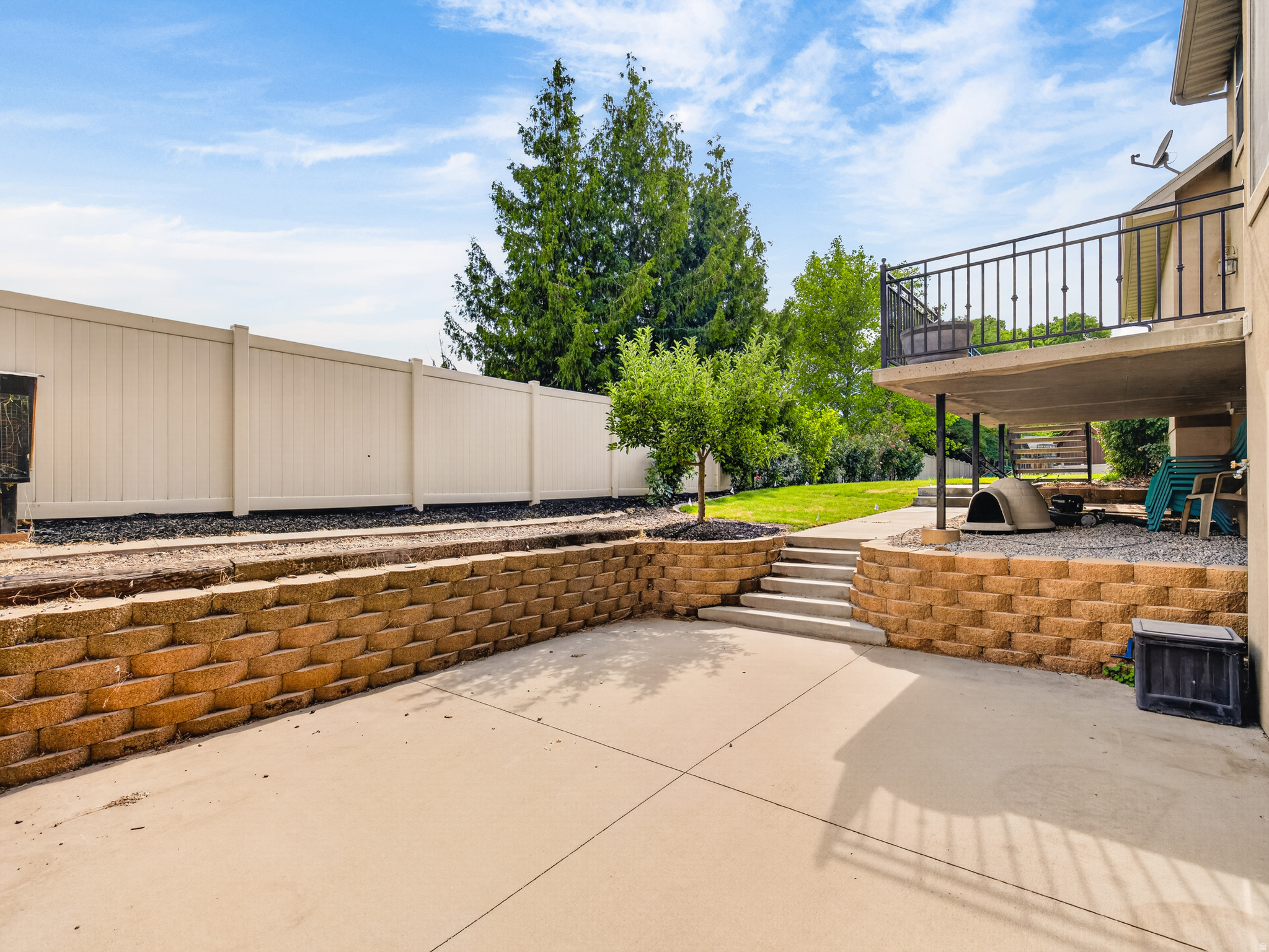 main property photo 88