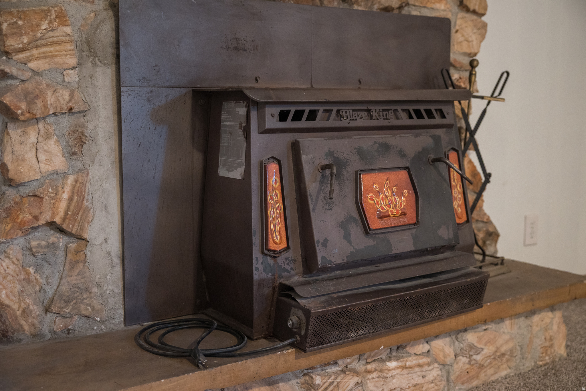 main property photo 33
