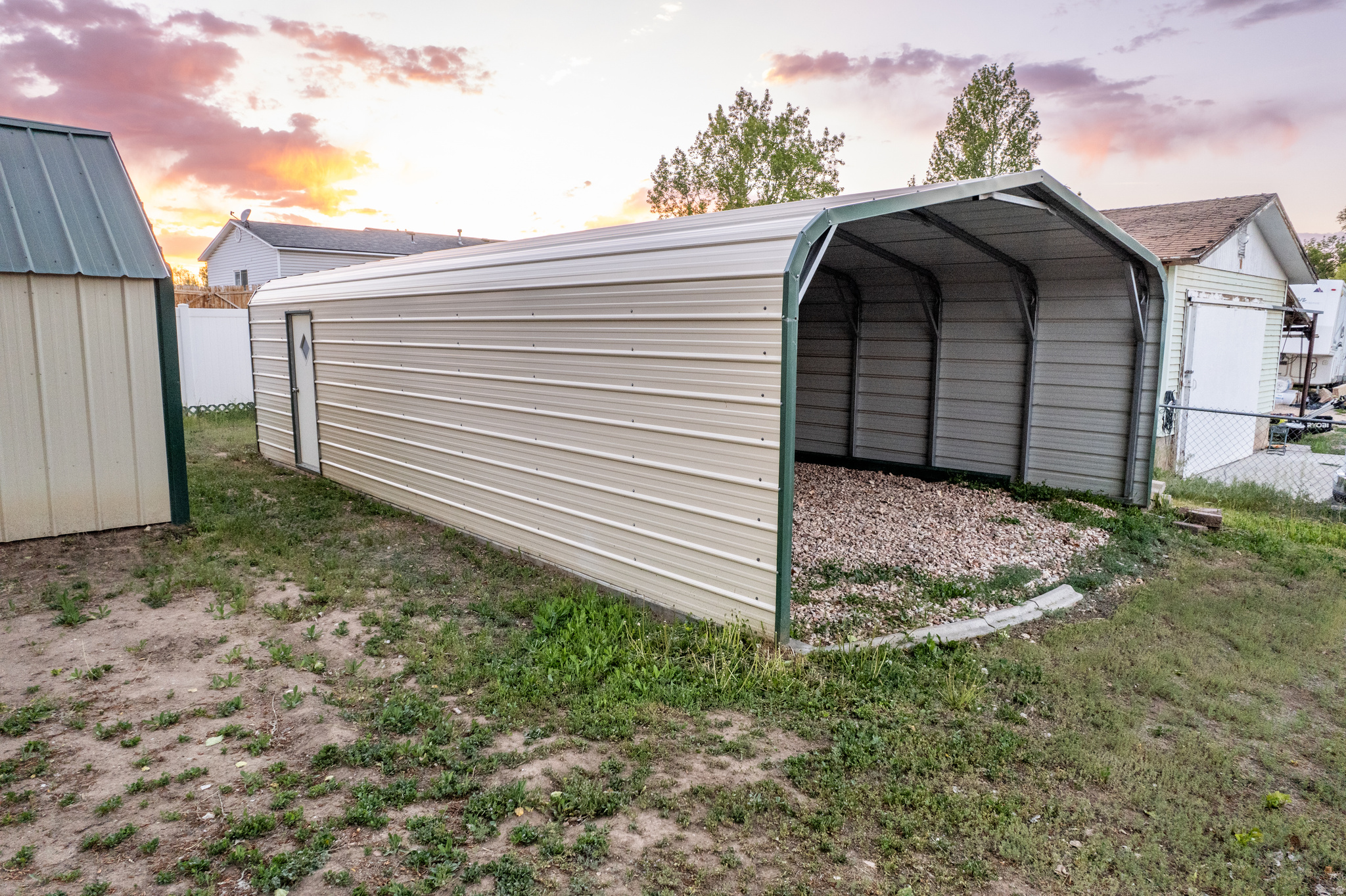 main property photo 59
