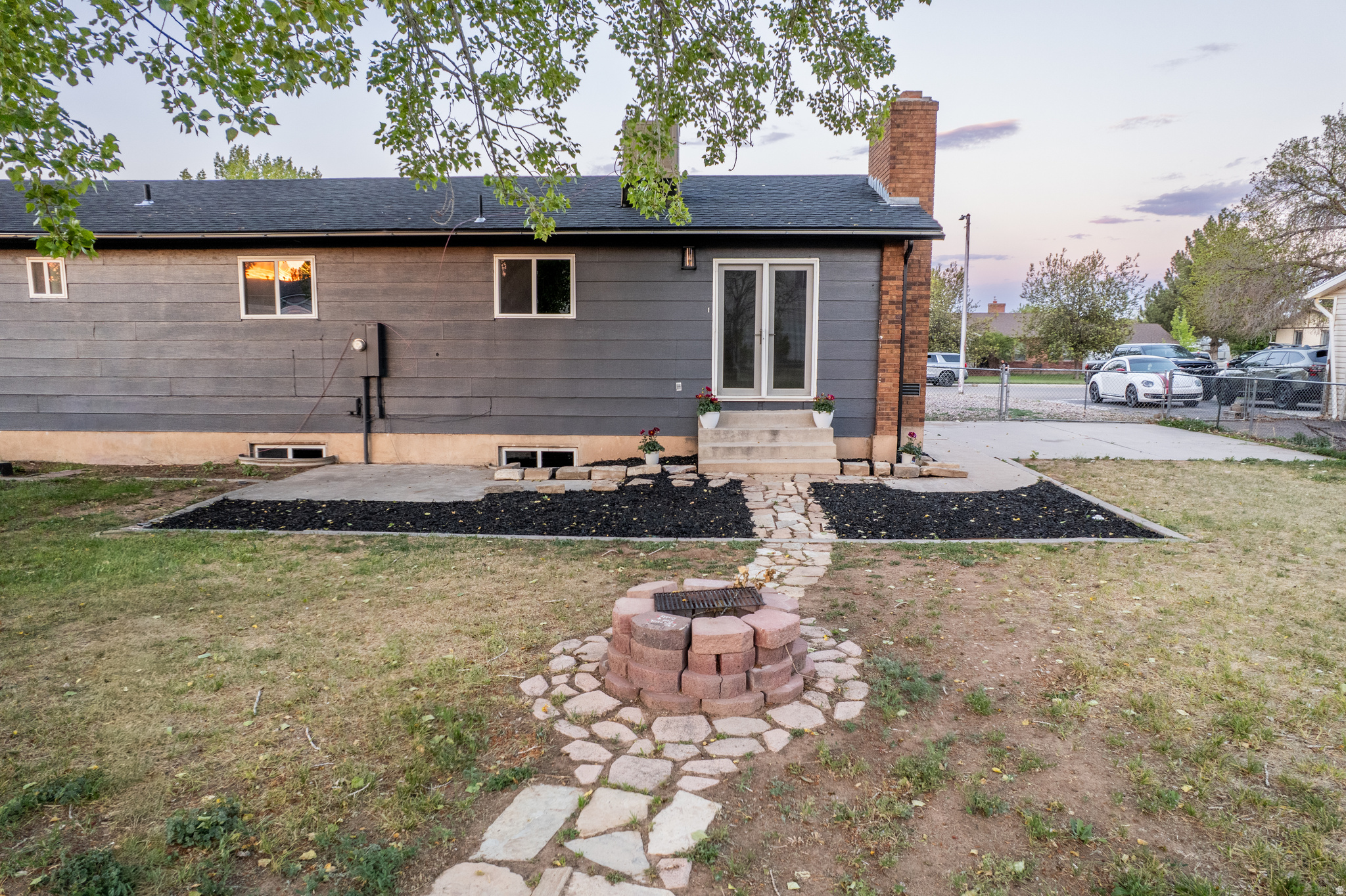 main property photo 70