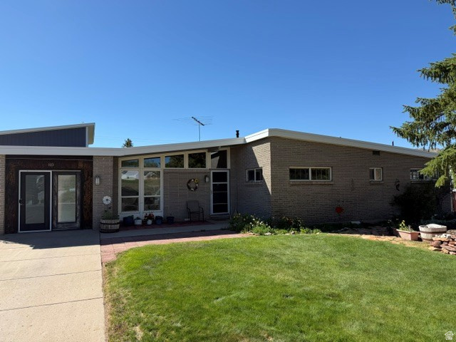 main property photo 36