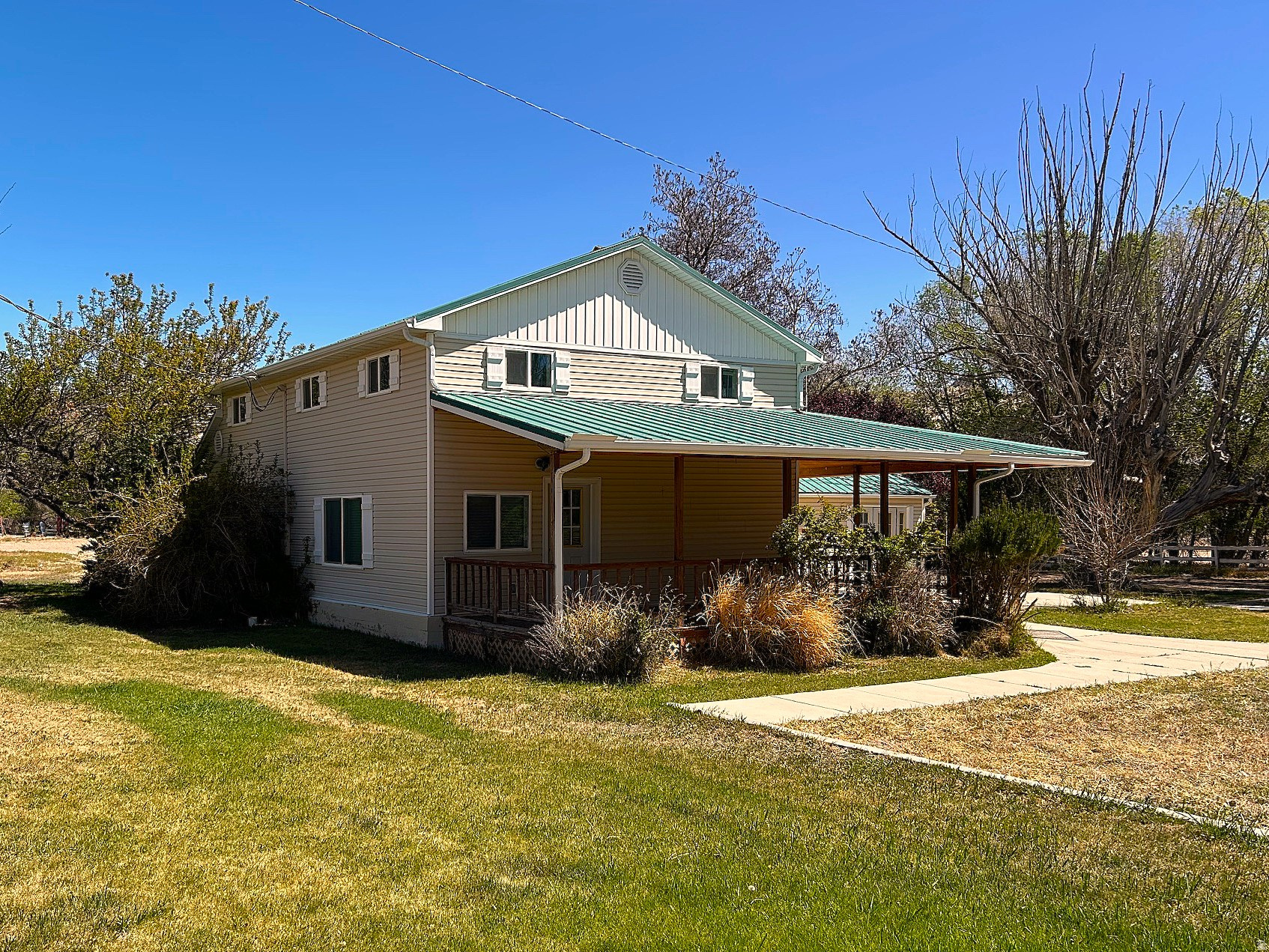 main property photo 2