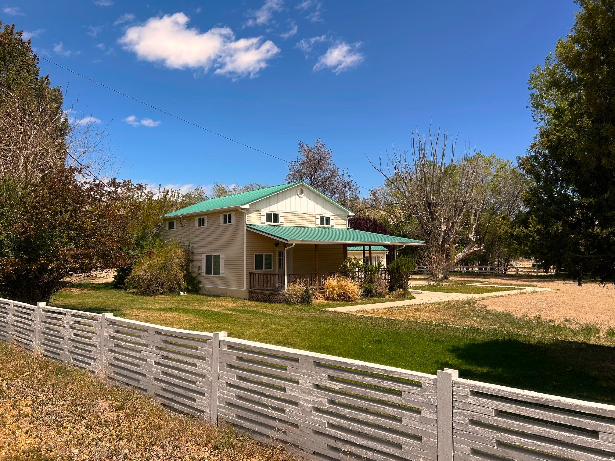main property photo 3