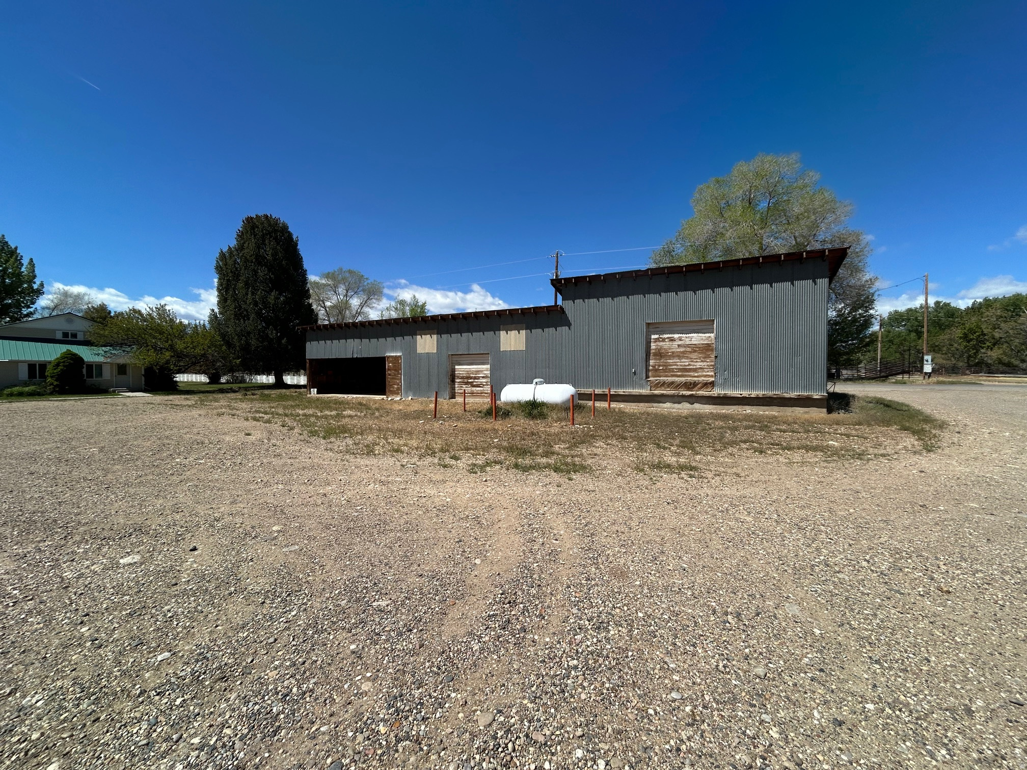 main property photo 6