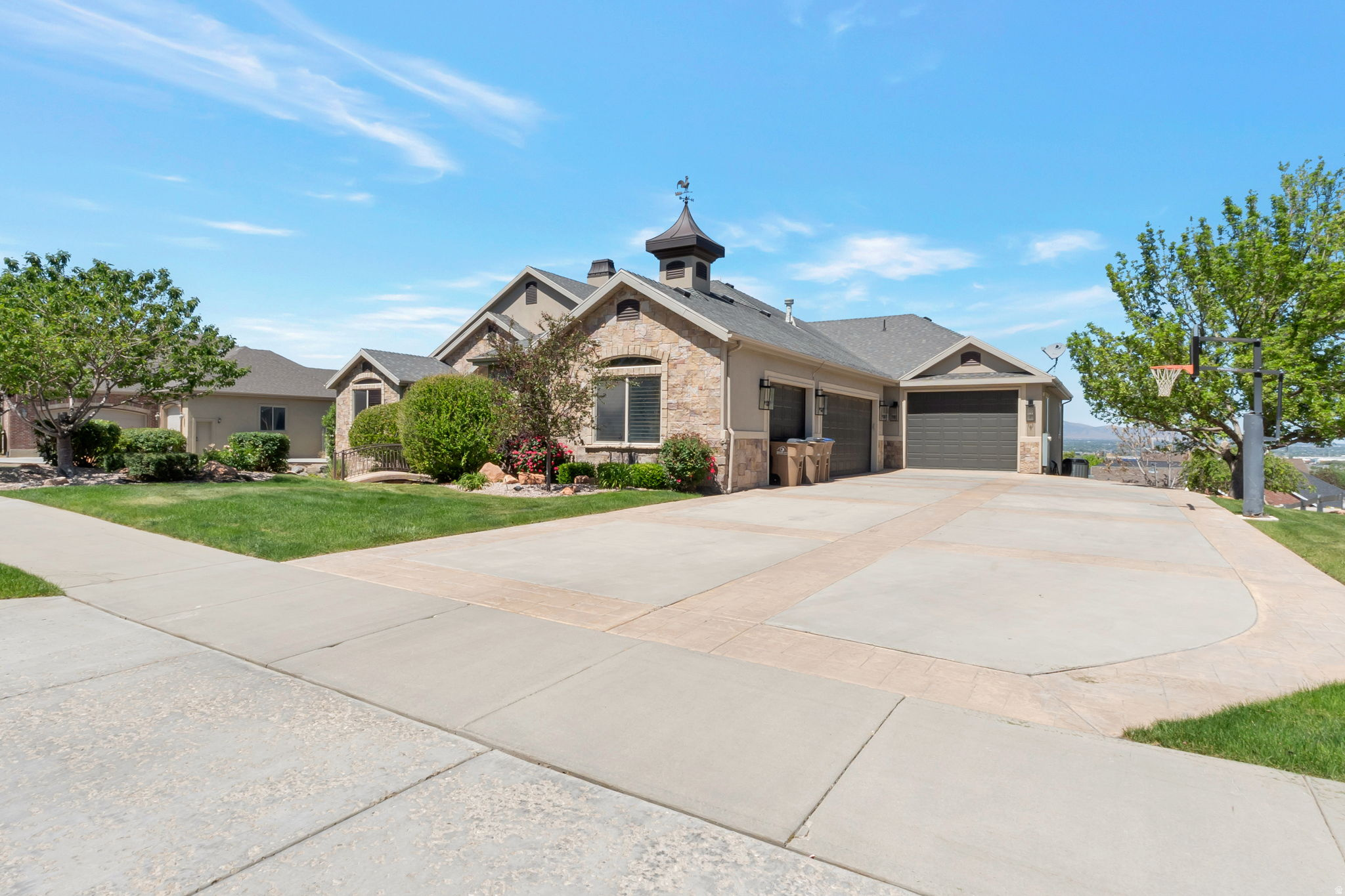 main property photo 67