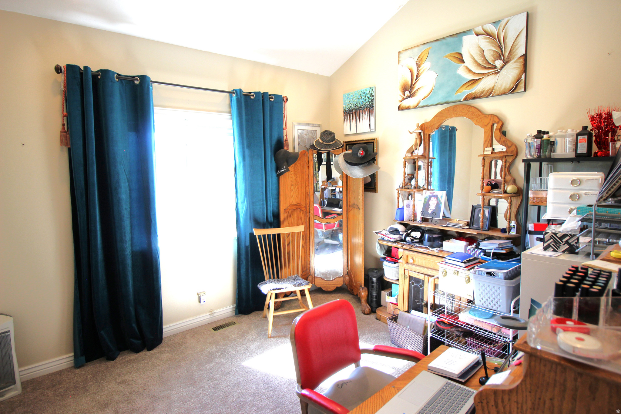 main property photo 20